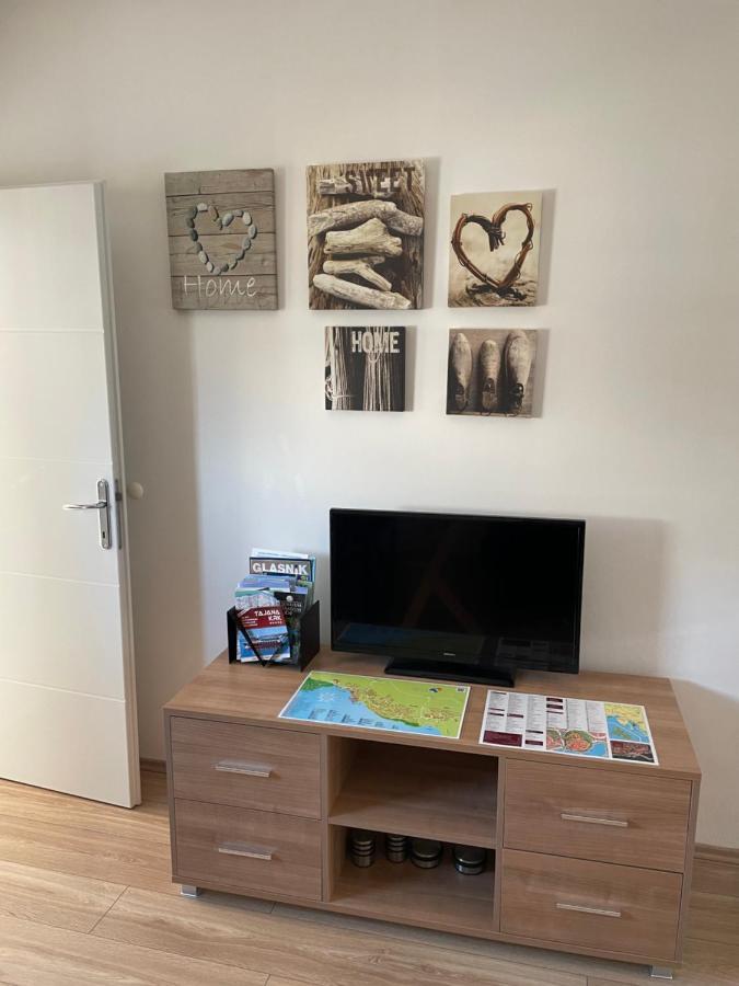 Casa Estancia Apartment นยีวีเซ ภายนอก รูปภาพ